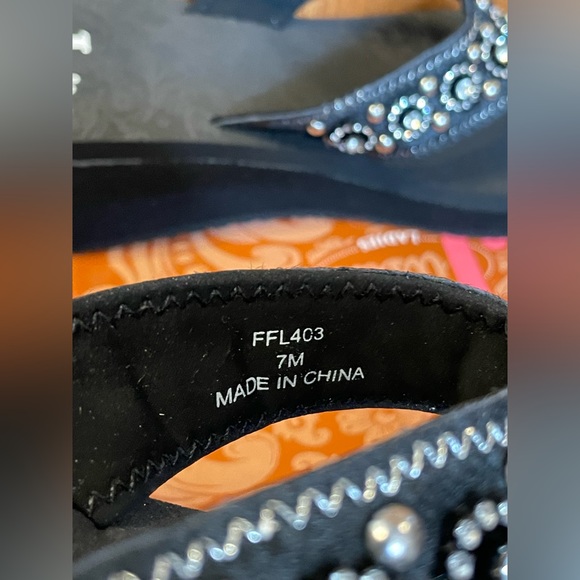 Justin Cowhide Rhinestone Flip Flops - Picture 4 of 7